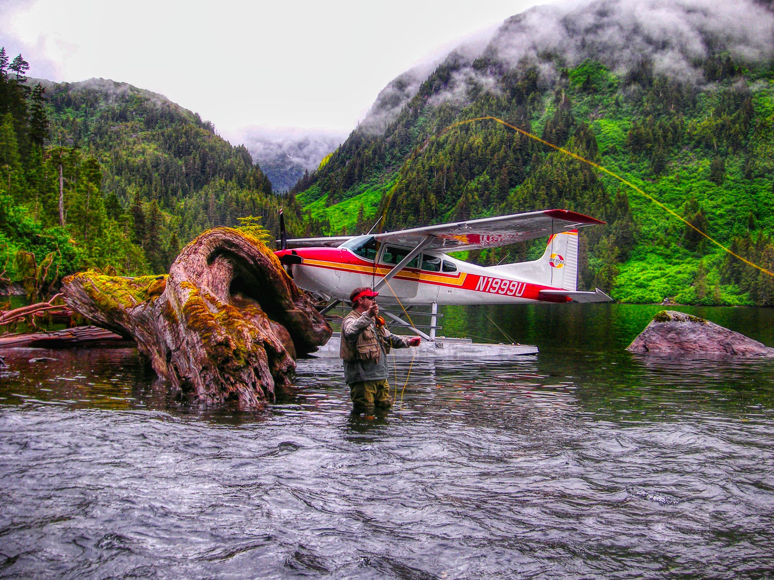 Floatplane freshwater fishing